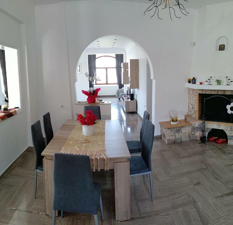 Ferienwohnung Aroma Cavas Pýrgos Exterior foto